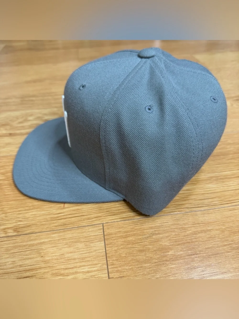 Mammoth Mountain Crown Trail Map Brim Cap Small Adult Or Youth Gray SnapBack